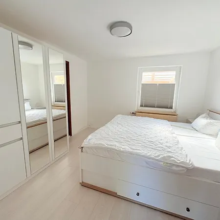 Semesterbostad Im Garten In Wiek