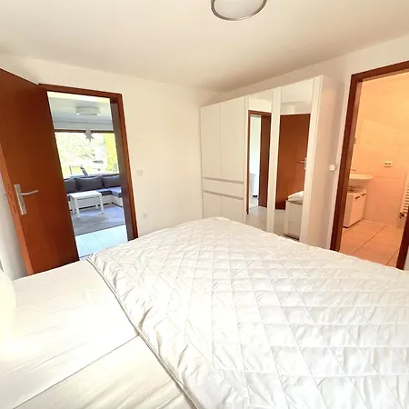 Im Garten In Wiek Semesterbostad Wiek auf Rügen